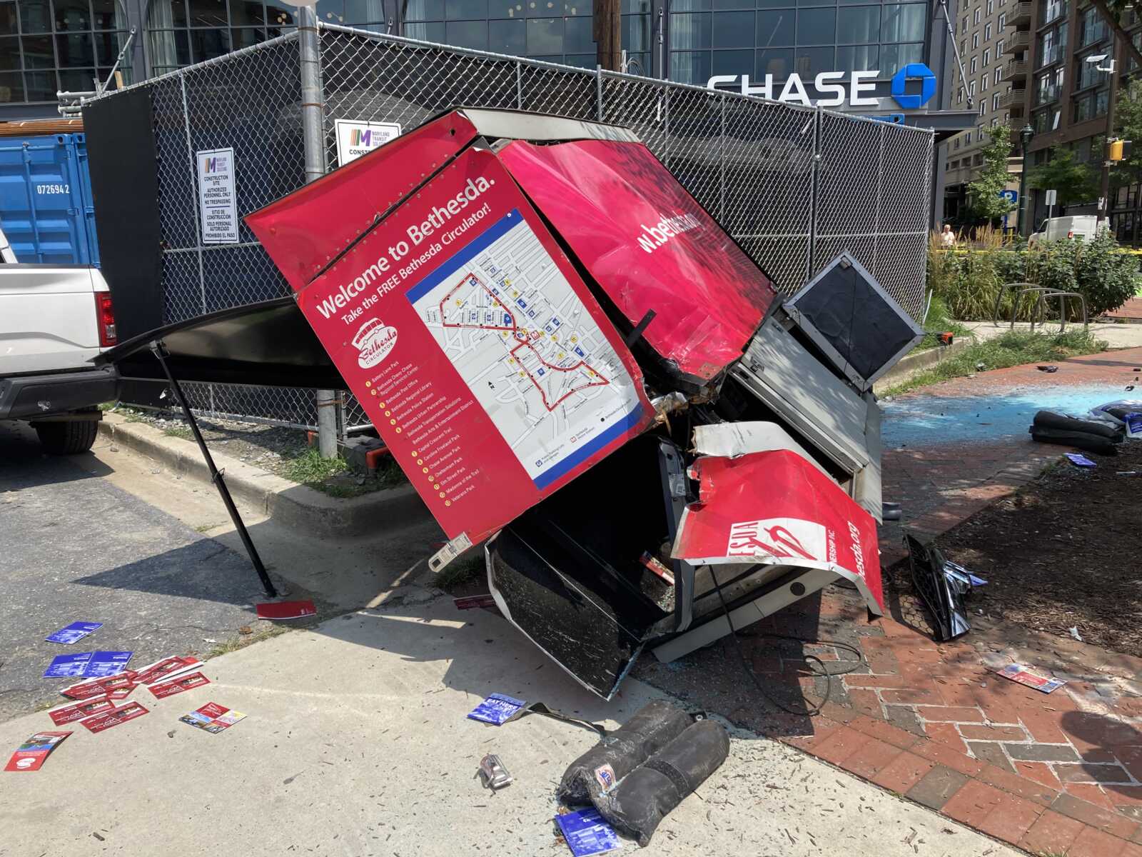Collision Shuts Down Bethesda Ave. Wednesday Afternoon - The MoCo Show
