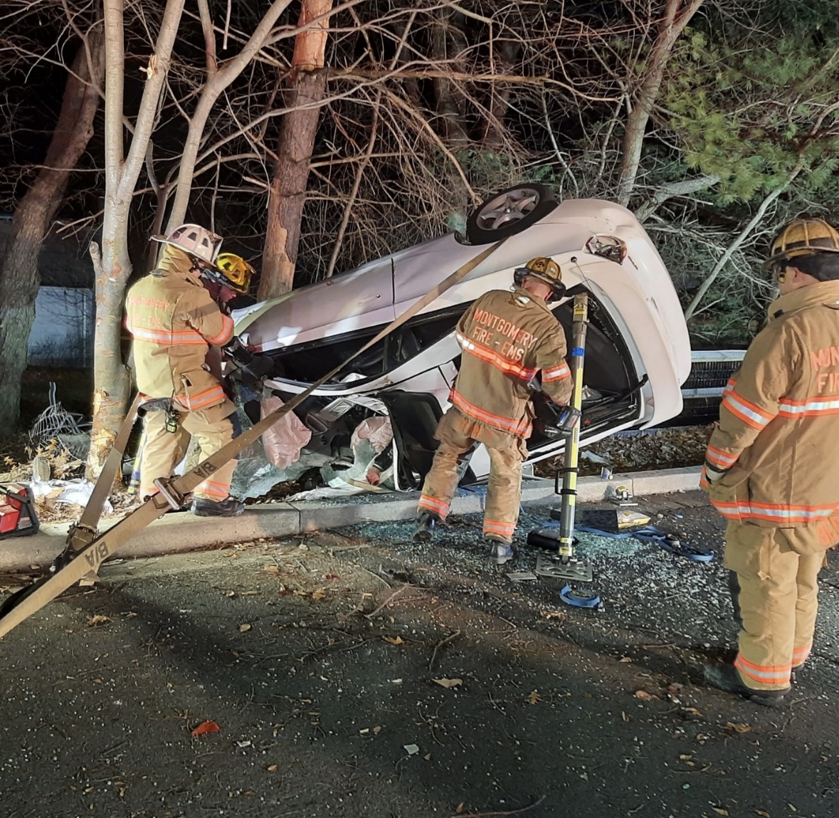 Driver Rescued from Overturned Vehicle - The MoCo Show