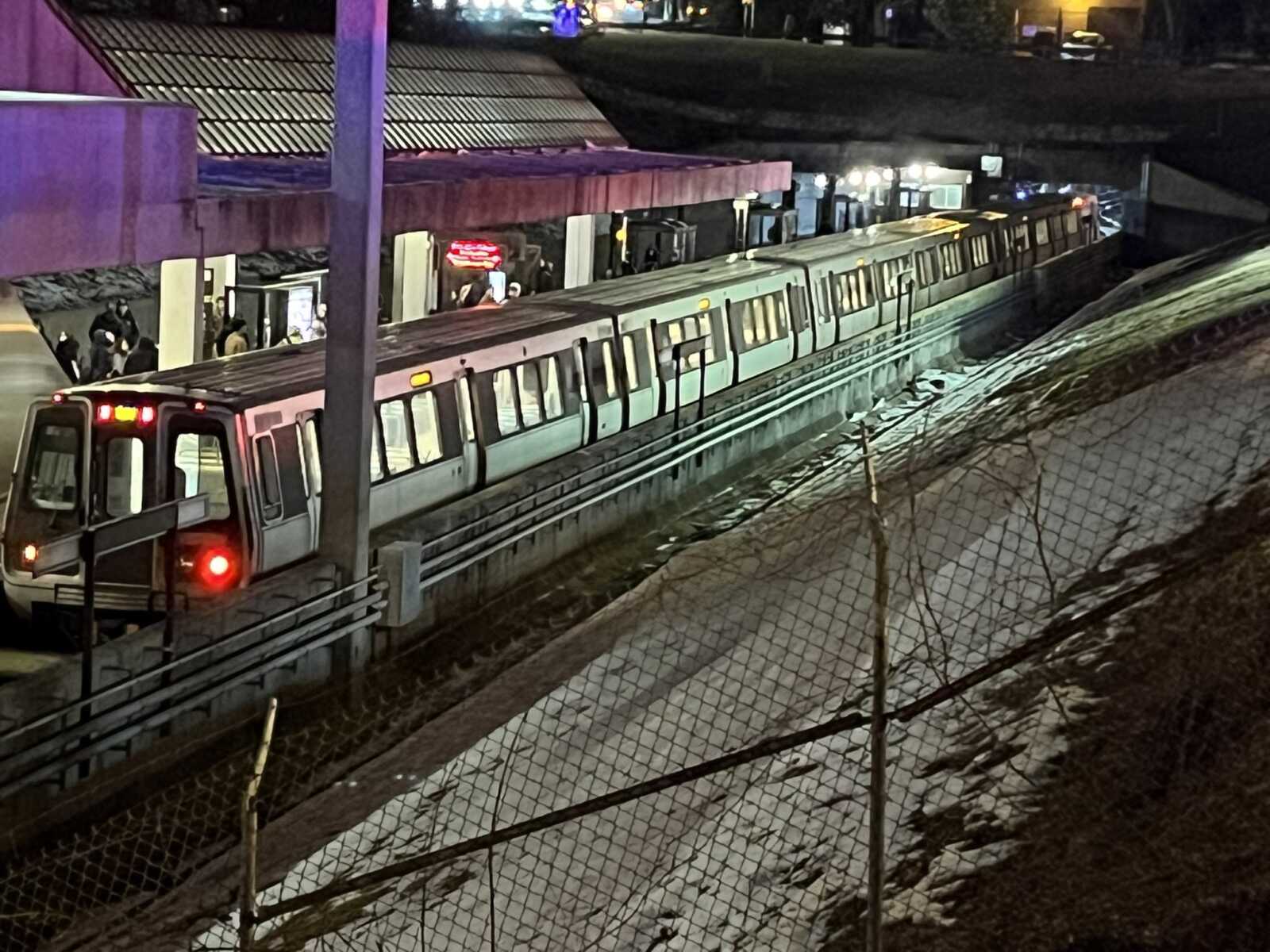Person Struck and Killed by Metro Train Saturday Night - The MoCo Show