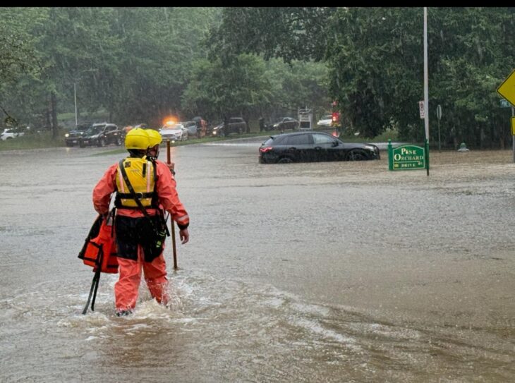 Driver Rescued from Flooded Vehicle - The MoCo Show