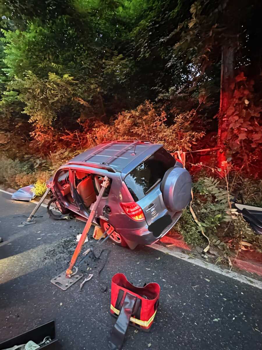 Two Injured in Collision with Entrapment - The MoCo Show