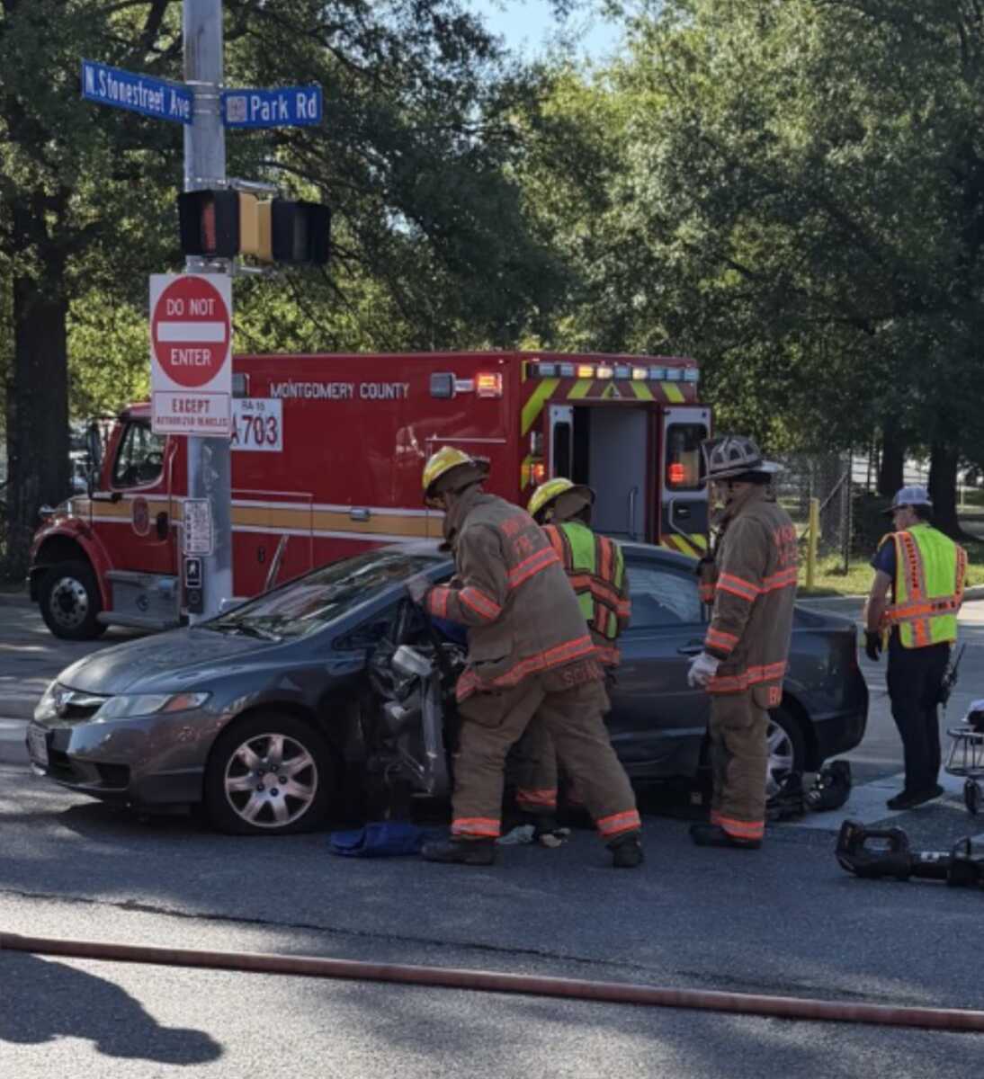 Collision Involving Bus and Passenger Vehicle Leaves One Injured